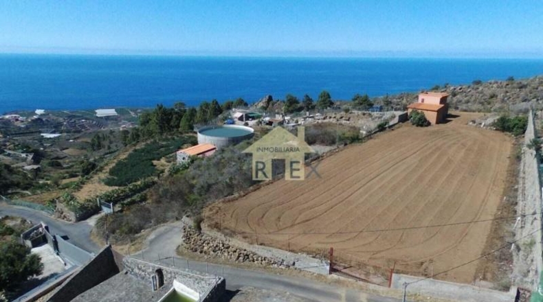 Santa Cruz de Tenerife - Санта-Крус-де-Тенерифе - 2609m2