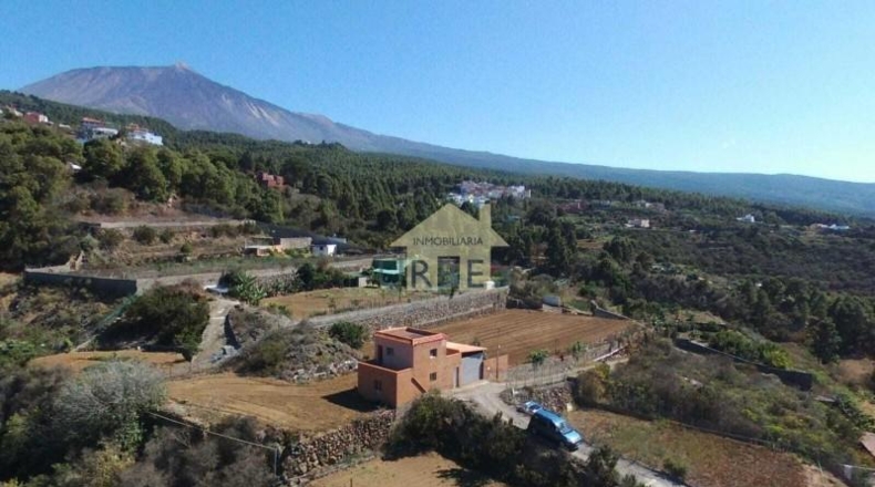 Santa Cruz de Tenerife - Санта-Крус-де-Тенерифе - 2609m2
