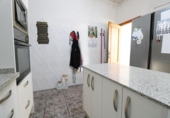 Отдельно стоящий дом с участком на продажу в городе Эльче Фото