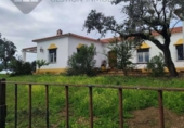 Xalet independent amb terreny en venda a la España, Villanueva del Fresno, ref.: TR399311 foto