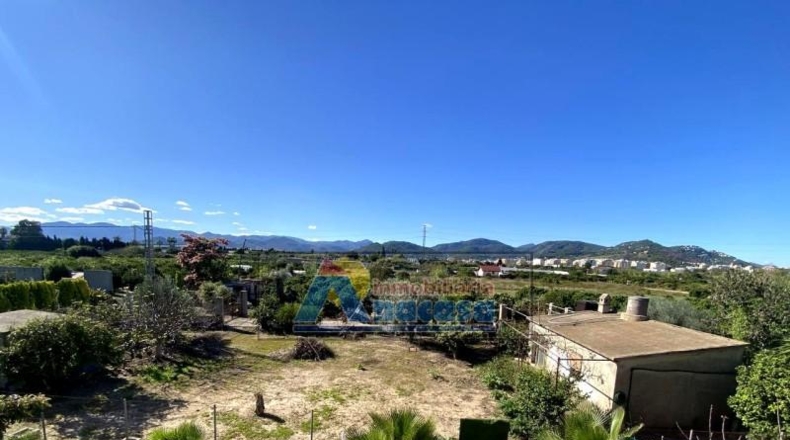 Jaén - Fuensanta de Martos - 945m2