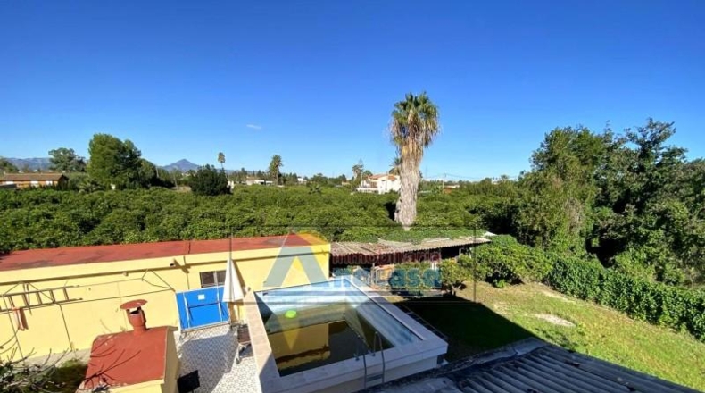Jaén - Fuensanta de Martos - 945m2