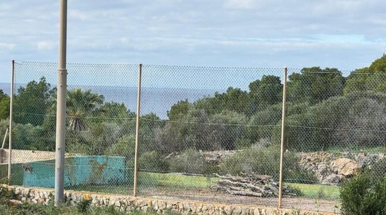 Balearic Islands - Platja de Binisafúller - 46103m2