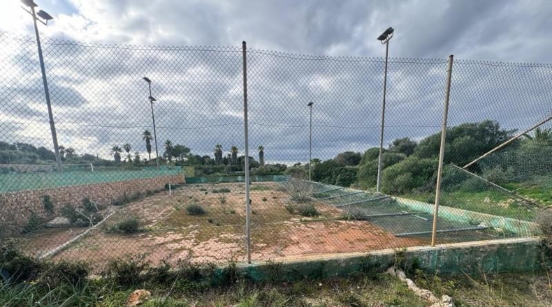 Balearic Islands - Platja de Binisafúller - 46103m2