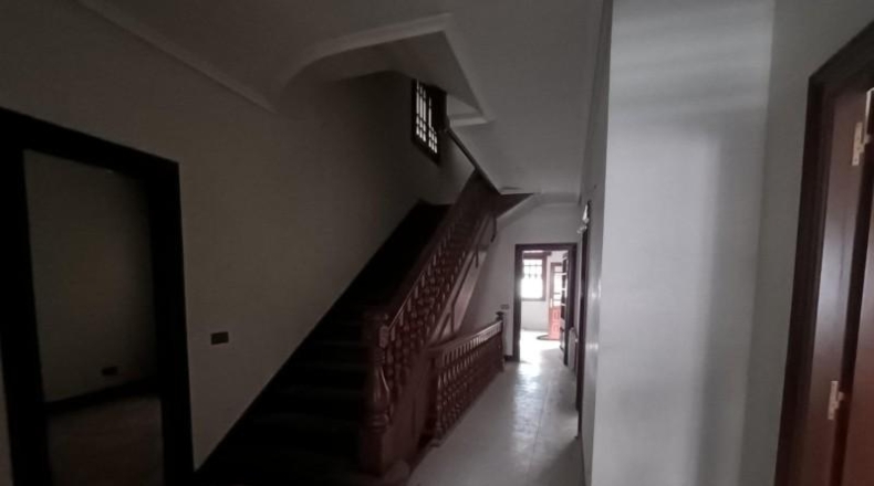 Бискайя - Baracaldo - 573m2