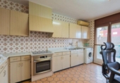 Дом с участком на продажу в городе Molina de Aragón Фото