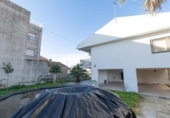 Дом с участком на продажу в городе Molina de Aragón Фото