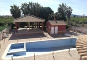 Chalet independiente con terreno en venta en la España, Orihuela, ref: TR399708 foto
