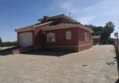 Chalet independiente con terreno en venta en la España, Orihuela, ref: TR399708 foto