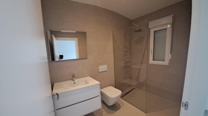 La Coruna - Santiago de Compostela - 500m2
