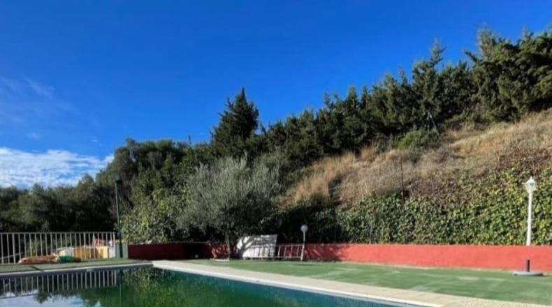 Málaga - Estepona - 4200m2