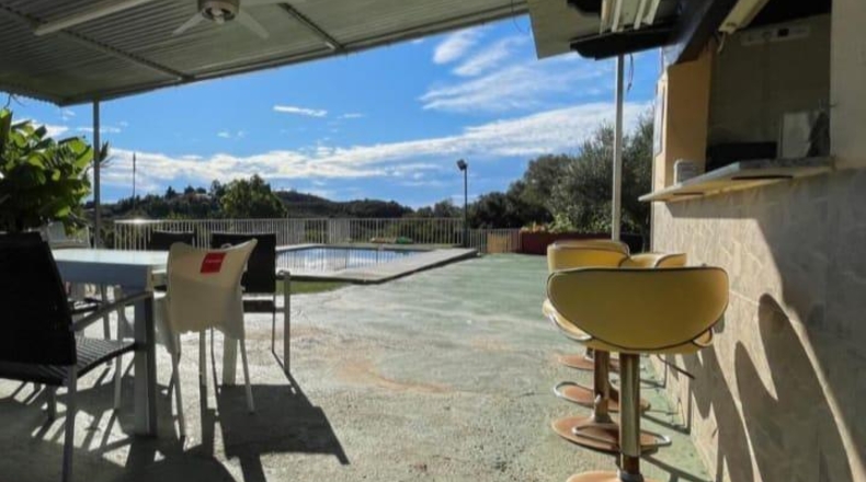 Málaga - Estepona - 4200m2