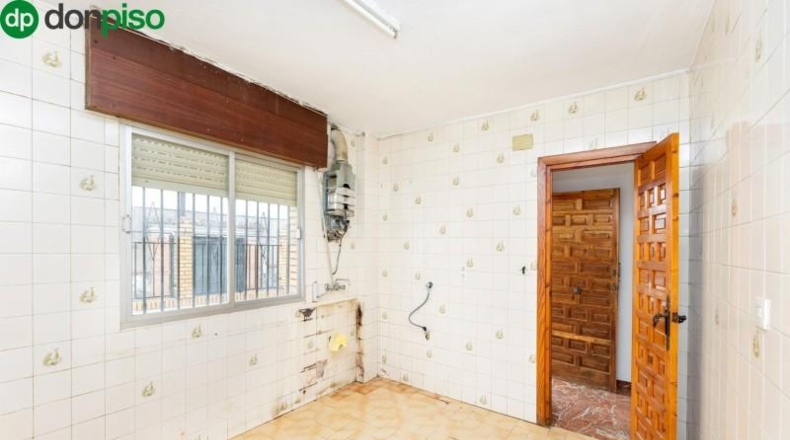 Granada - Huétor Vega - 661m2