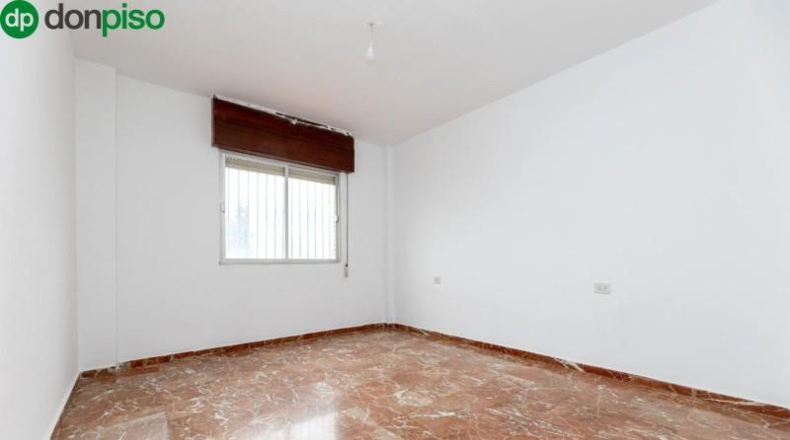 Granada - Huétor Vega - 661m2