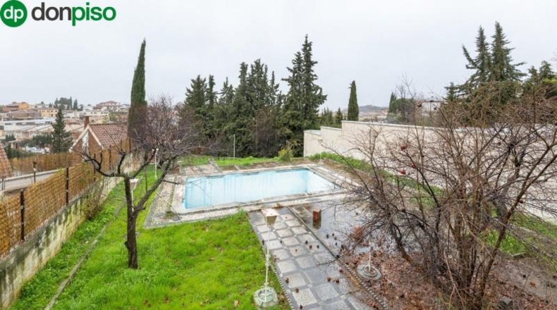 Granada - Huétor Vega - 661m2