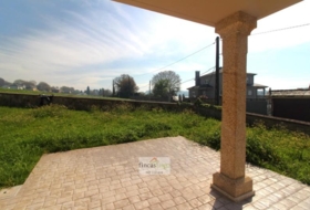 Lugo 650&nbsp;m²