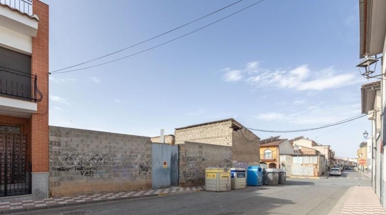 Granada - Albolote - 676m2