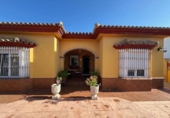 Xalet independent amb terreny en venda a la España, Chiclana de la Frontera, ref.: TR398381 foto