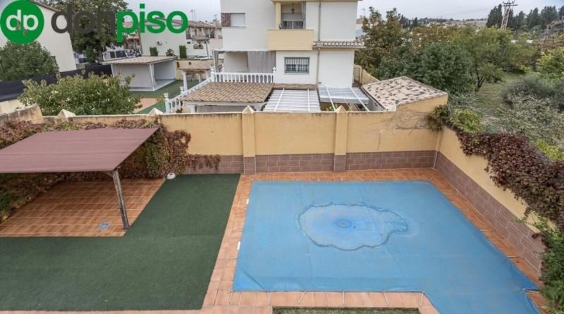 Granada - Peligros - 461m2