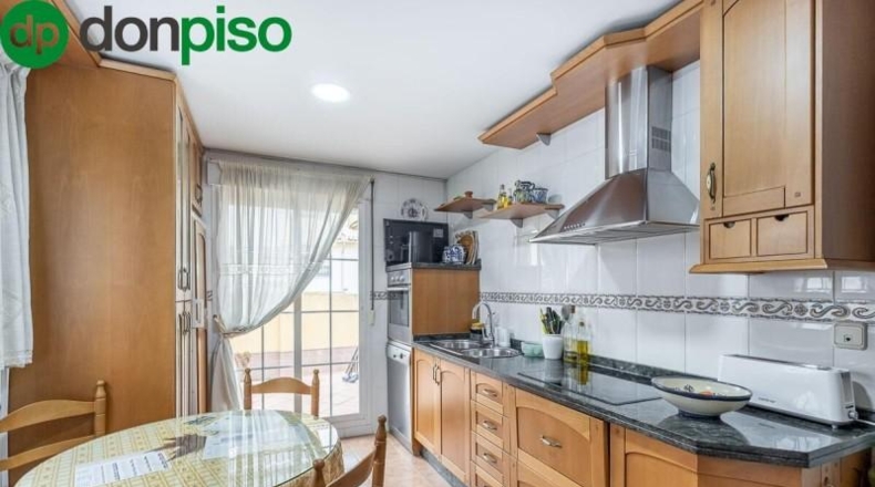 Granada - Peligros - 461m2