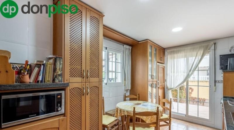 Granada - Peligros - 461m2