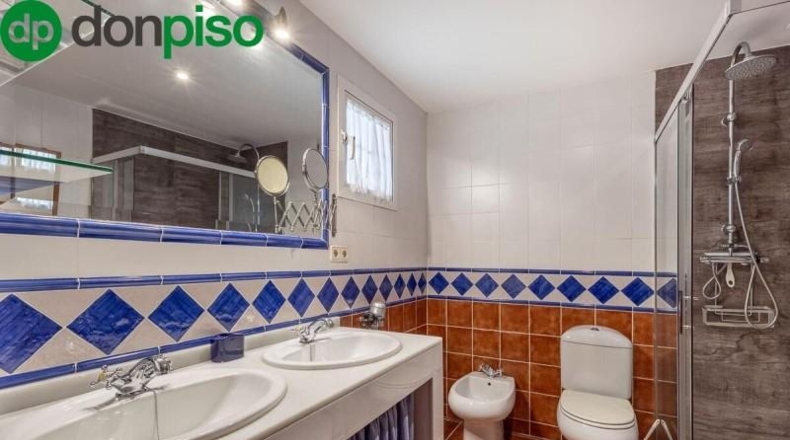 Granada - Peligros - 461m2