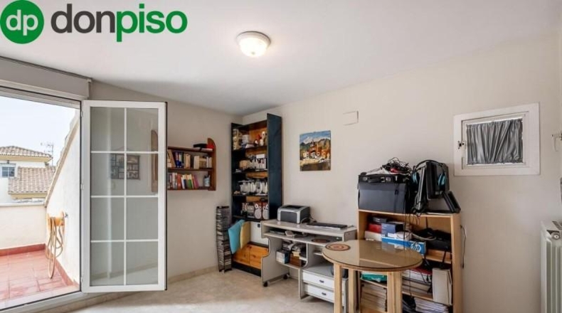 Granada - Peligros - 461m2