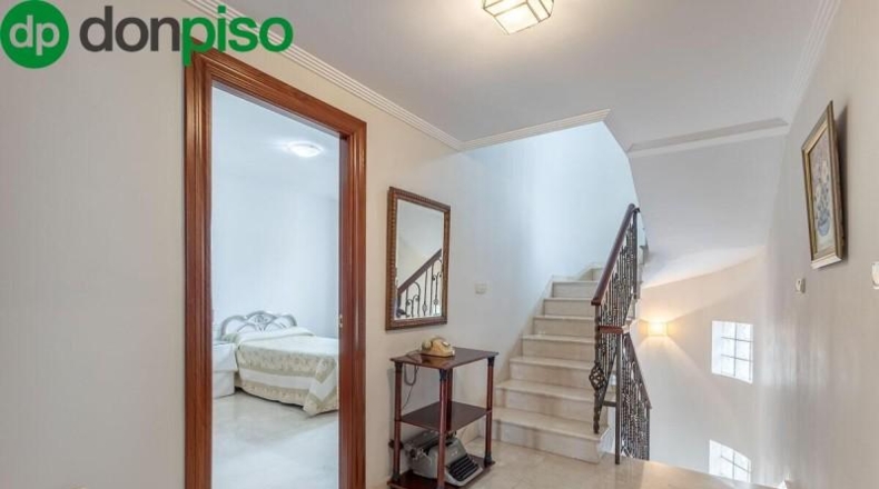 Granada - Peligros - 461m2