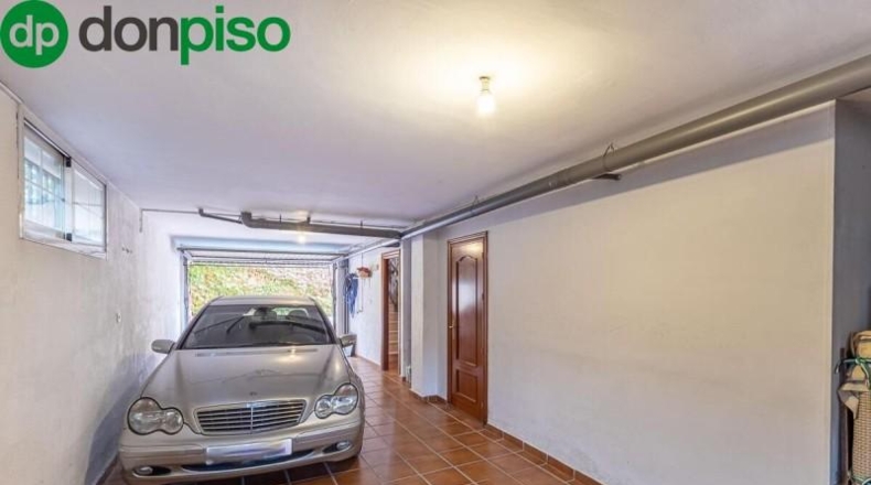 Granada - Peligros - 461m2