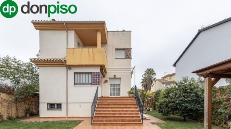 Granada - Peligros - 461m2