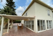Chalet independiente con terreno en venta en la España, Elche, ref: TR399314 foto