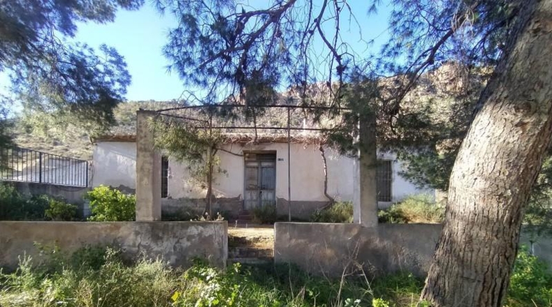 Murcia - Alhama de Murcia - 13009m2