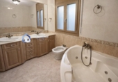 Casa de camp amb terreny en venda a la España, Sant Fost de Campsentelles, ref.: TR399008 foto