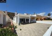 Xalet independent amb terreny en venda a la España, Miramar, ref.: TR397978 foto