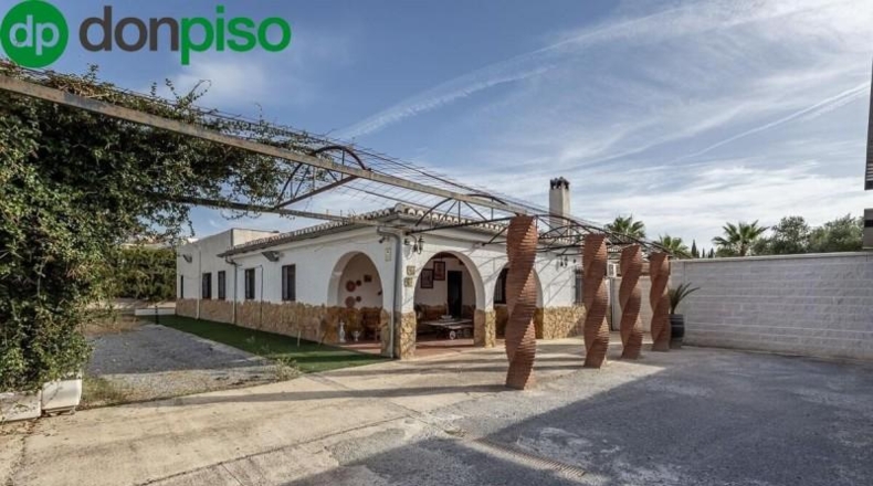 Granada - Atarfe - 2558m2