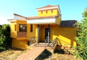 Xalet independent amb terreny en venda a la España, La Línea de la Concepción, ref.: TR398252 foto