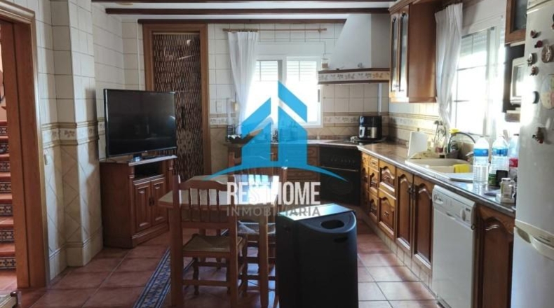 Valencia - Simat de la Valldigna - 790m2