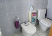 Отдельно стоящий дом с участком на продажу в городе Castellví de Rosanes Фото