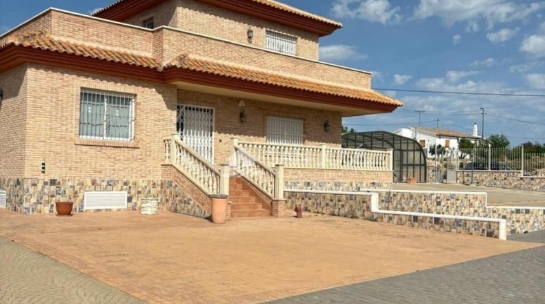 Alicante - Dolores - 7200m2