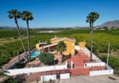 Chalet independiente con terreno en venta en la España, Orihuela, ref: TR399347 foto