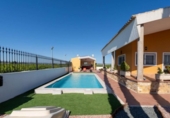 Chalet independiente con terreno en venta en la España, Orihuela, ref: TR399347 foto