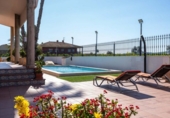 Chalet independiente con terreno en venta en la España, Orihuela, ref: TR399347 foto