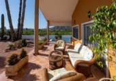 Chalet independiente con terreno en venta en la España, Orihuela, ref: TR399347 foto