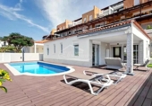 Chalet independiente con terreno en venta en la España, Arona, ref: TR398717 foto