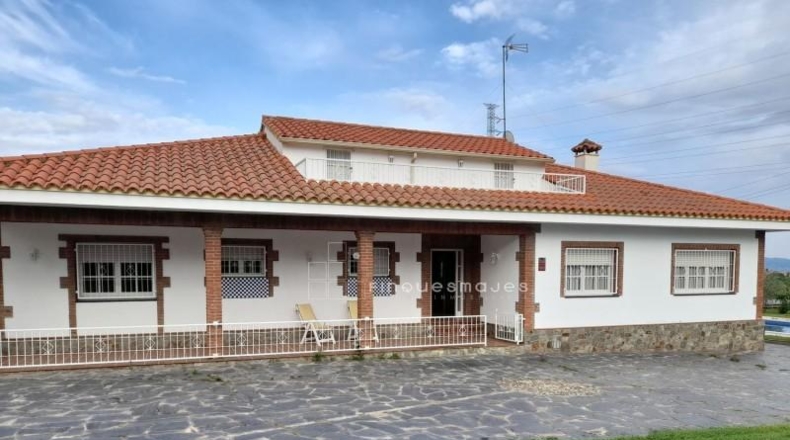 Girona - Roses - 11166m2