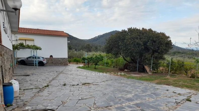 Girona - Roses - 11166m2