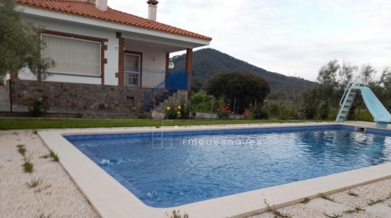 Girona - Roses - 11166m2