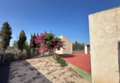 Chalet independiente con terreno en venta en la España, Mutxamel, ref: TR398768 foto