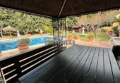 Chalet independiente con terreno en venta en la España, Málaga, ref: TR398199 foto