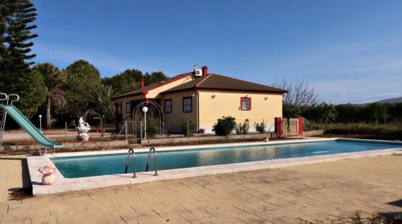 Valencia - Fuente la Higuera - 11300m2